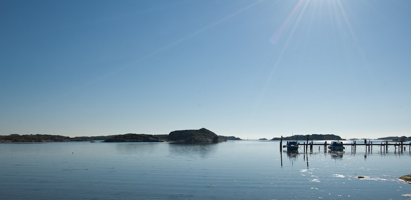 Een kleine, rustige baai op het eiland Styrsö met uitzicht richting Denemarken (gok ik, in ieder geval heel ver weg).